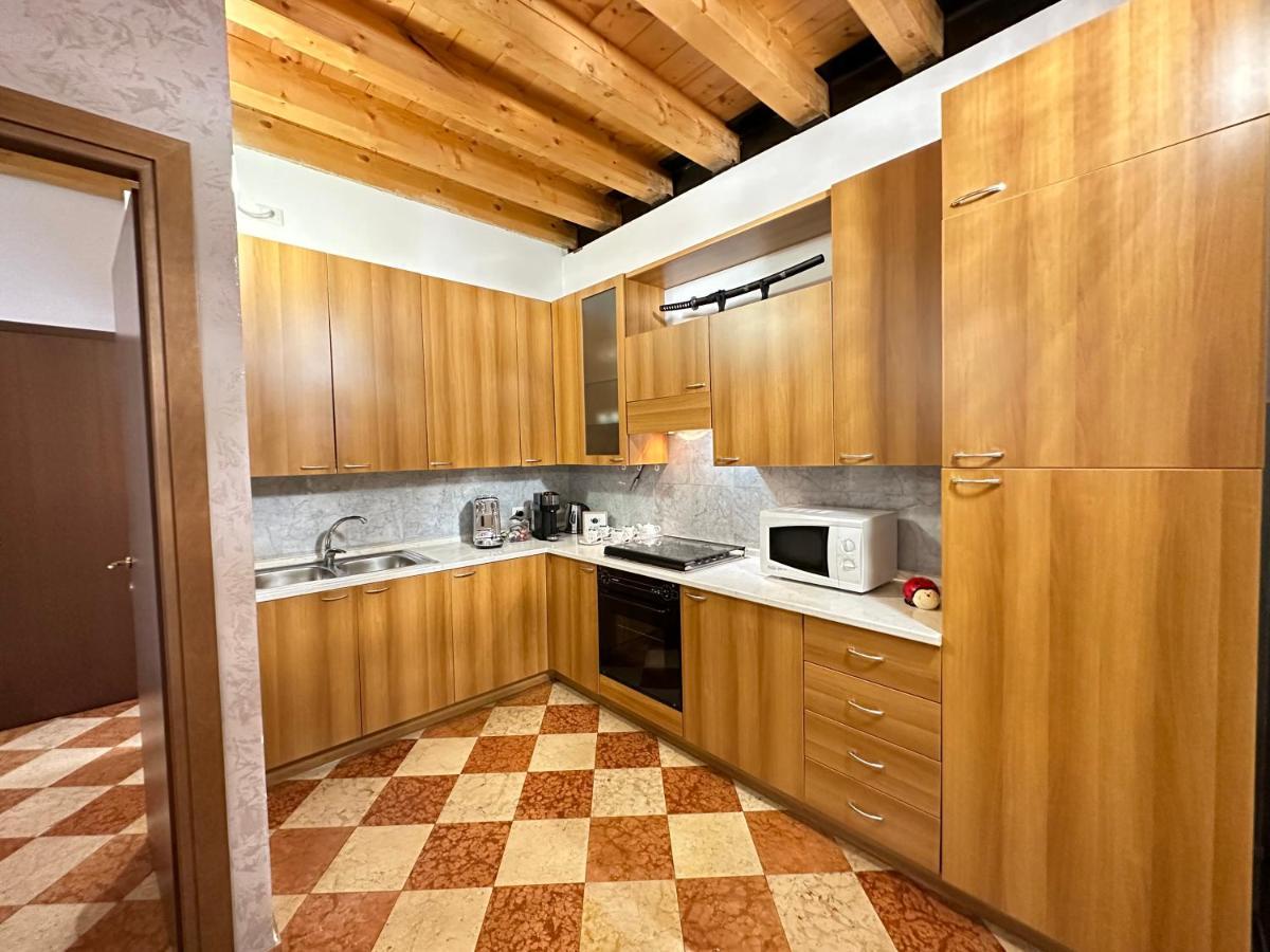 Imperial Home Mazzini Centro Verona 1 Esterno foto